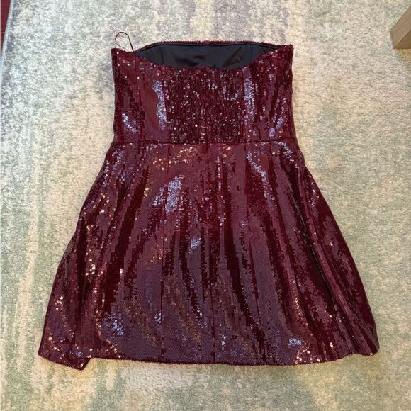 Sequin Strapless Burgundy Dress from Zara - Picture 4 of 6